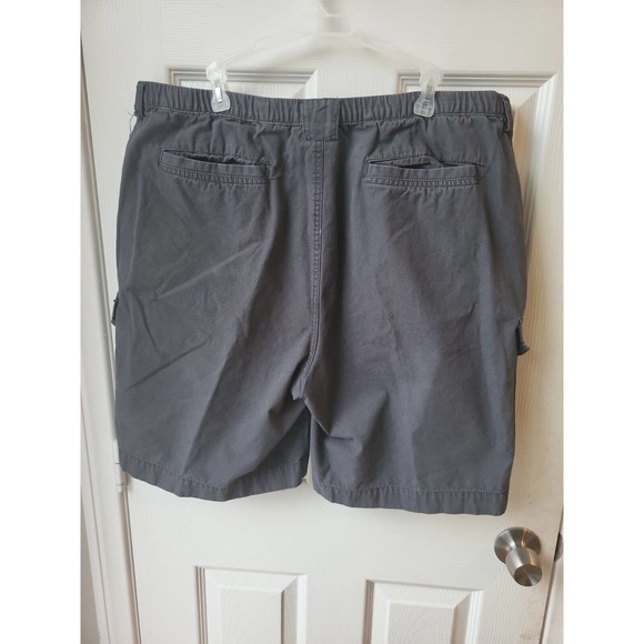Boston Traders Shorts Large Medium 39 Inseam 9 - Picture 2 of 3